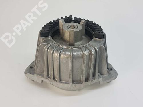Used Engine mount MERCEDES-BENZ E-CLASS (W212) E 220 CDI / BlueTEC (212.001, 212.002) (170 hp) 9217924