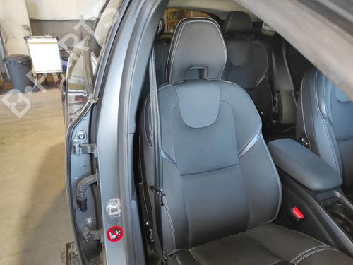 right-front-seat-volvo-v40-cross-country-526-2012-2013-2014-2015-2016-2017-2018-2019-36236368 main image