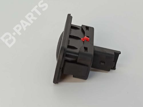Tailgate handle RENAULT CLIO IV Grandtour (KH_) 1.5 dCi 90 (KHN3, KHN4) | BP10380976C132 