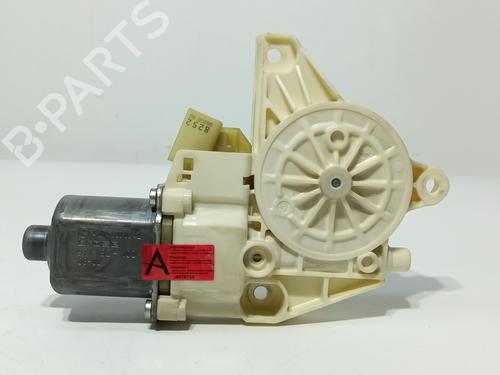 Rudehejsemotor forskærm højre MERCEDES-BENZ C-CLASS (W204) C 200 CDI (204.007, 204.006) | BP16356306E20