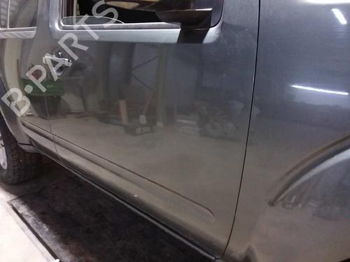 Right front door NISSAN PATHFINDER III (R51) 2.5 dCi | BP6567704C3