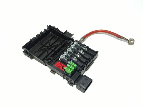 Used Fuse box AUDI A3 (8L1) 1.6 (102 hp) 31943304