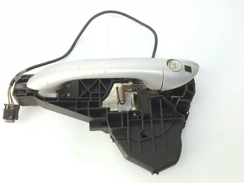 Used Front left exterior door handle MERCEDES-BENZ M-CLASS (W164) ML 320 CDI 4-matic (164.122) (224 hp) 6107829