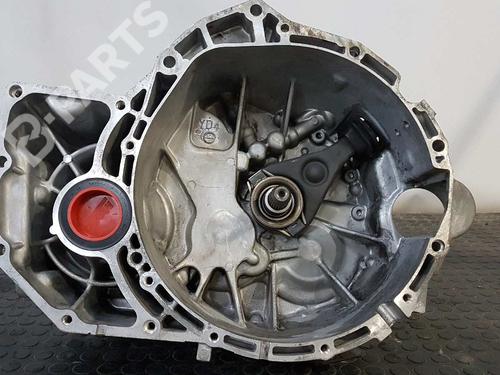 Used Gearbox NISSAN X-TRAIL I (T30) 2.2 dCi (136 hp) 4067473