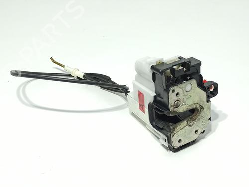 front-left-lock-fiat-500-c-312_-2009-32070833 main image