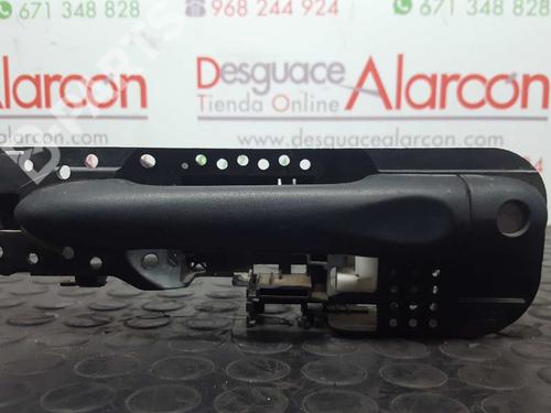 Used Front left exterior door handle RENAULT MEGANE III Grandtour (KZ0/1) 1.5 dCi (BZ09, BZ0D, BZ1W, BZ29, BZ14) (110 hp) 2771226