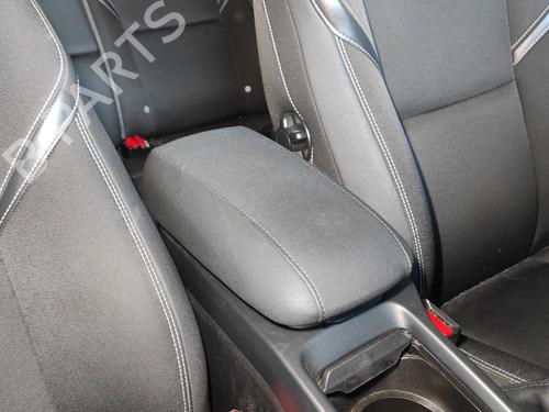 armrest-center-console-volvo-v40-cross-country-526-2012-2013-2014-2015-2016-2017-2018-2019-36236367 main image