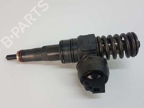 Injector VW TOUAREG (7LA, 7L6, 7L7) 5.0 V10 TDI | BP7272648M100