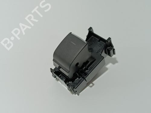 Right rear window switch TOYOTA COROLLA Saloon (_E21_) 1.8 VVTi Hybrid (ZWE211) (122 hp) 8481002250 | 193354