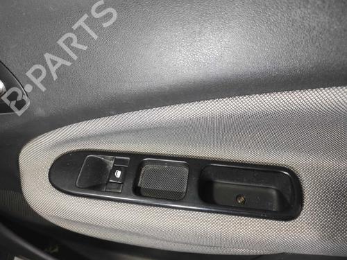 right-front-window-switch-citroen-c3-picasso-sh_-16-hdi-90-2008-10265576 main image