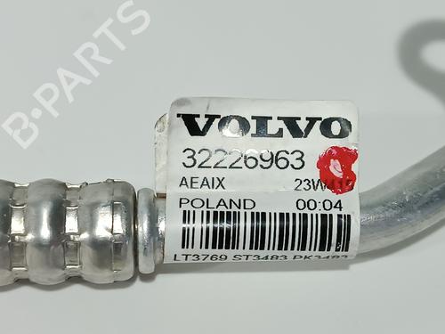 AC pipe VOLVO XC40 (536)  | BP26056194M126