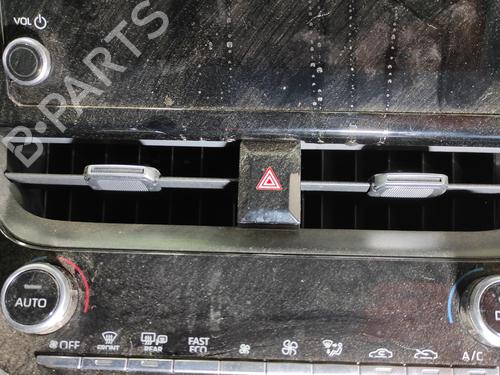 Air vent TOYOTA COROLLA Hatchback (_E21_, _EA1_, _EH1_) 1.8 Hybrid (ZWE211) | BP26701978I21 - Image 1