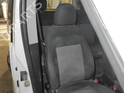 right-front-seat-fiat-doblo-cargo-263_-2010-32482910 main image