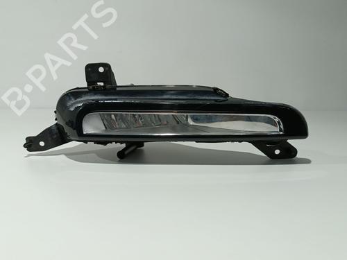 right-front-fog-light-land-rover-range-rover-evoque-l538-2011-2012-2013-2014-2015-2016-2017-2018-2019-34266217 main image