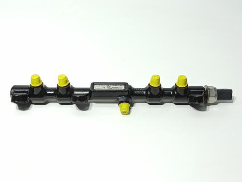 Used Injection rail FORD MONDEO III (B5Y) 2.0 TDCi (130 hp) 25150955