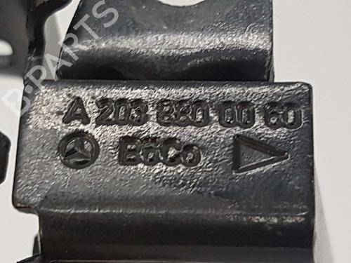 Hood lock MERCEDES-BENZ CLS (C219) CLS 350 (219.356) | BP8778245C133