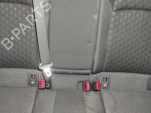 rear-seat-toyota-corolla-saloon-_e21_-18-vvti-hybrid-zwe211-mzea12-2019-19498745 main image