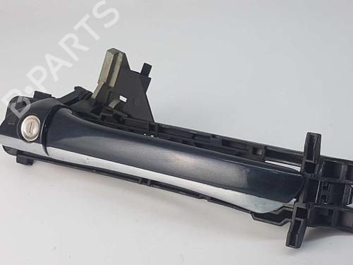 Used Front left exterior door handle MERCEDES-BENZ S-CLASS (W220) S 500 (220.075, 220.175, 220.875) (306 hp) 3329547