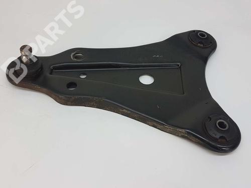 Braccio di sospensione posteriore destra RENAULT TWIZY (MAM_) 80 (11 hp) 10138232