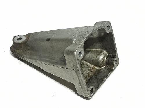 Used Engine mount MERCEDES-BENZ C-CLASS (W204) C 220 CDI (204.008) (170 hp) 18310119