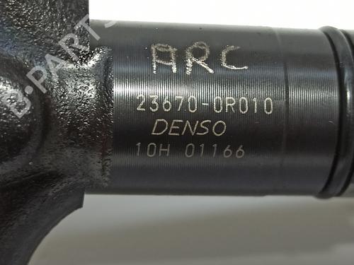 Injector TOYOTA AVENSIS Saloon (_T25_) 2.2 D-4D (ADT251_, ADT251R) | BP27887466M100