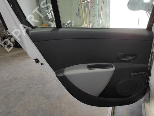 rear-left-panel-renault-clio-iii-br01-cr01-2005-2006-2007-2008-2009-2010-2011-2012-2013-2014-26591078 main image