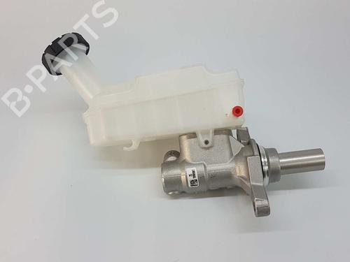 Brake master cylinder RENAULT CLIO V (B7_) 1.0 TCe 90 (B7MT) | BP8231759M77