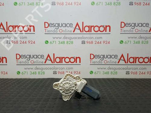 Rudehejsemotor bagstkærm højre MERCEDES-BENZ E-CLASS (W211) E 220 CDI (211.006) (150 hp) 2755942