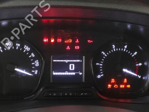 Instrument cluster PEUGEOT EXPERT Bus (V_)  | BP18235235C47 