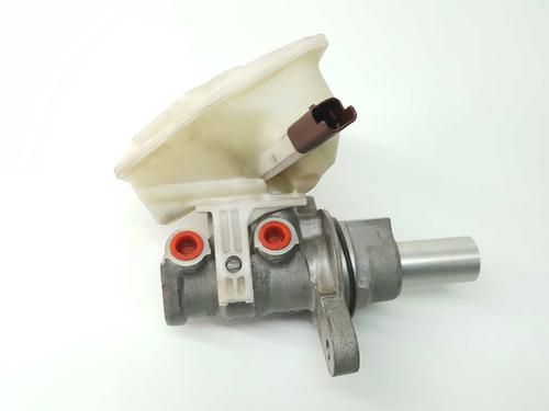 Used Brake master cylinder PEUGEOT 308 I (4A_, 4C_) 1.6 HDi (109 hp) 2746776