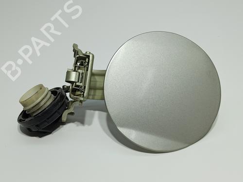 Used Fuel flap KIA SPORTAGE II (JE_, KM_) 2.0 CRDi (140 hp) 21583885