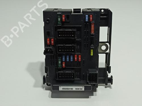 Used Fuse box Fuse box 39248288 39248288