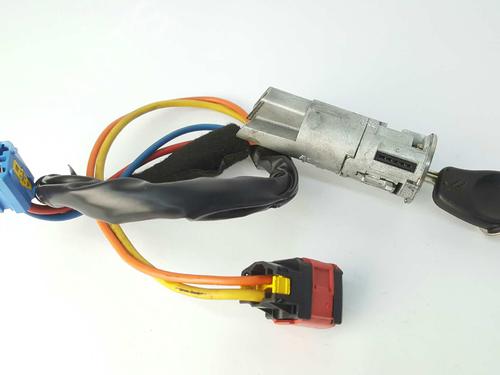Used Ignition barrel CITROËN XSARA (N1) 1.9 D (70 hp) 7642637