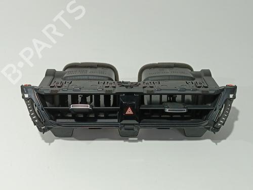 air-vent-toyota-corolla-hatchback-_e21_-_ea1_-_eh1_-2018-26701978 main image