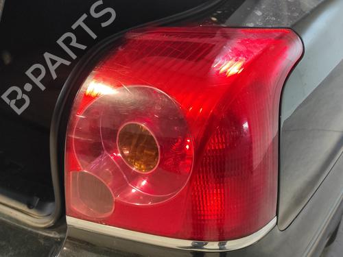 Højre baglygte TOYOTA AVENSIS Saloon (_T25_) 2.2 D-4D (ADT251_, ADT251R) | BP15894807C35 