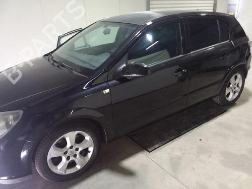 Høyre bak lås OPEL ASTRA H (A04) 1.9 CDTI 16V (L48) | BP5144644C99 