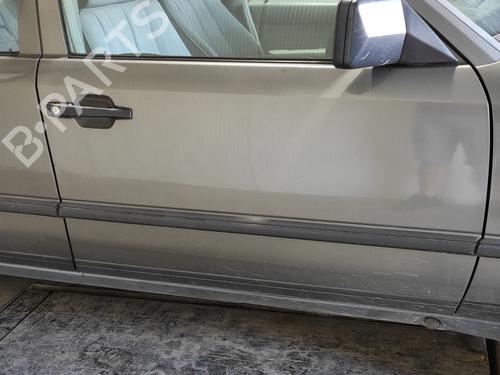 Right front door MERCEDES-BENZ 124 Saloon (W124) 300 D (124.130) | BP13251657C3 