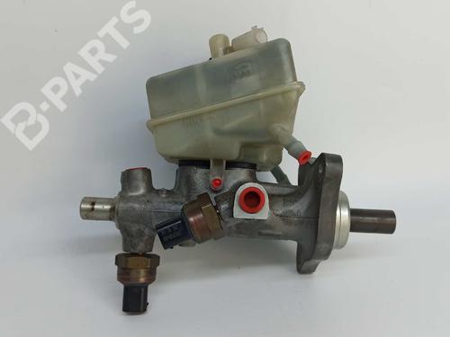 Used Brake master cylinder MERCEDES-BENZ C-CLASS (W203) C 200 CDI (203.004) (116 hp) 8132924