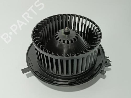 Ventilator motor VW GOLF VIII (CD1, DA1) 2.0 TDI (150 hp) 11804885