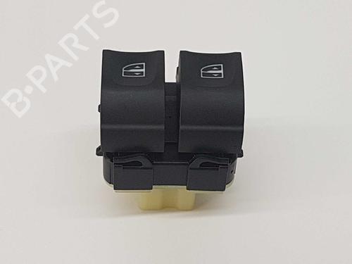 Interrupteur de vitre avant gauche RENAULT CLIO IV (BH_) 1.5 dCi 90 (90 hp) 9247729