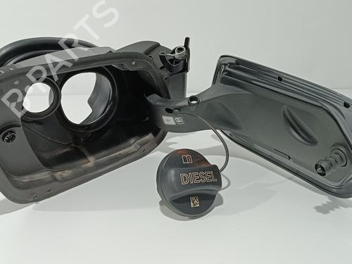 Fuel flap BMW 1 (F40) 118 d | BP22613360C131