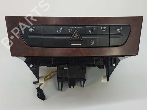 BP7285998I22 main image