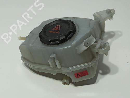 ekpansionstank-seat-arona-kj7-kjp-2017-31832159 main image