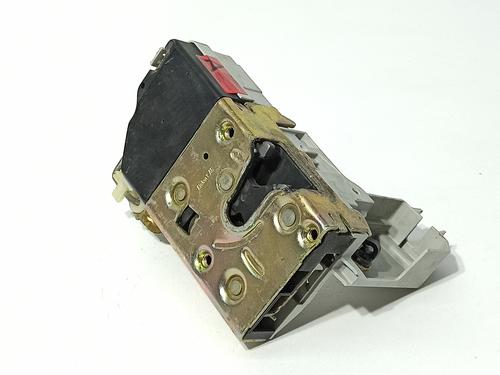 Türschloss links vorne für PEUGEOT 307 (3A/C) 1.6 16V (109 hp) 29902373