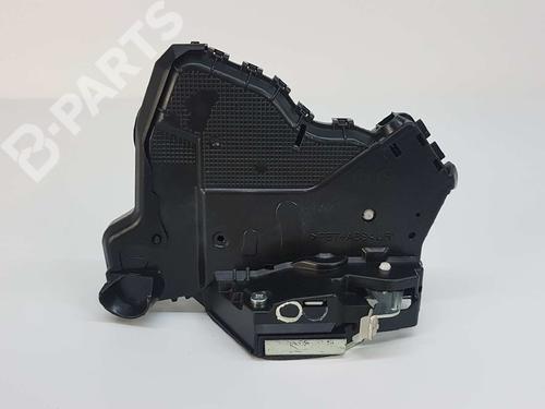 Used Front right lock TOYOTA AURIS (_E18_) 1.8 Hybrid (ZWE186_, ZWE186R) (136 hp) 8603048