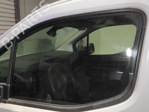 front-left-door-window-citroen-berlingo-er_-ec_-2018-35980093 main image
