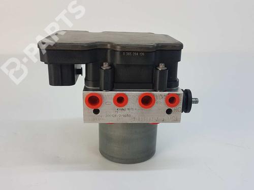 Used ABS pump RENAULT CLIO V (B7_) 1.0 TCe 100 (B7MT) (101 hp) 8297989