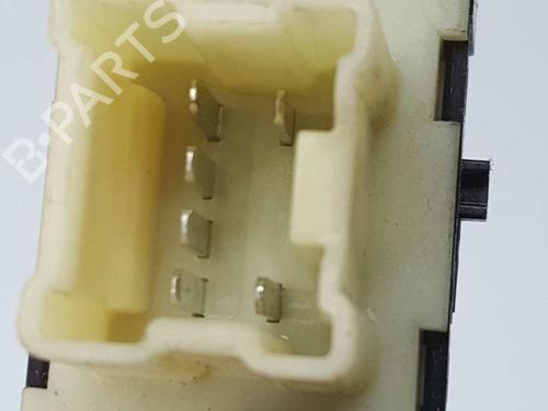 Right front window switch RENAULT CLIO IV (BH_) 1.5 dCi 90 | BP3293622I26 