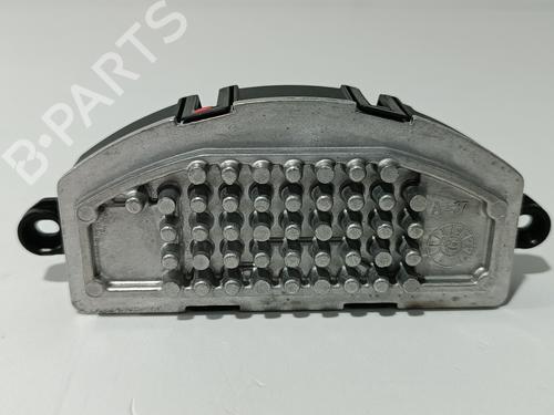 Used Heater resistor LAND ROVER RANGE ROVER VELAR (L560) 2.0 D240 SD4 4x4 (241 hp) 29470226