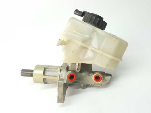 Used Brake master cylinder BMW 1 (E87) 118 d (122 hp) 2737042